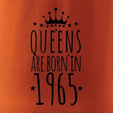 Queens are born in 1965