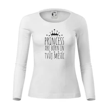 Princesses are born in (vlastní nápis měsíc narození)