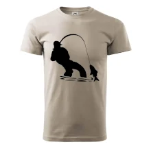 Rybář tahající rybu