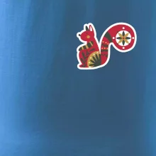 Folklor na prsu veverka