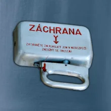 Záchranná brzda vlak Záchranná brzda vlak