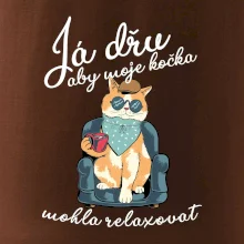 Já dřu, aby moje kočka mohla relaxovat