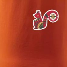 Folklor na prsu veverka