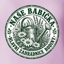 Naše babička hlavní zahradnice rodiny vintage konev