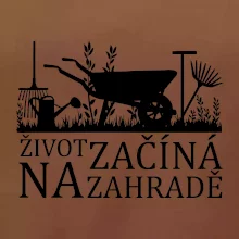 Život začíná na zahradě