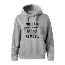 Můj táta mi dal do ruky nářadí