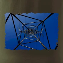 Stožár vysokého napětí zespodu