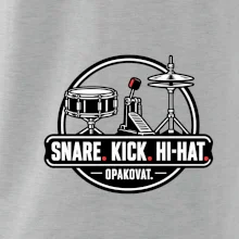 Snare kick hi-hat opakovat - bubenické trio