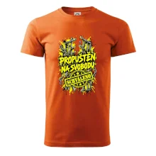 PROPUŠTĚN NA SVOBODU