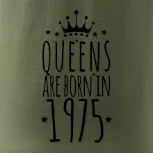 Queens are born in 1975