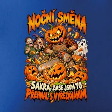 Noční směna dýňáka s motorovou pilou
