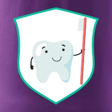 Zoubek na prsu - zubní kartáček