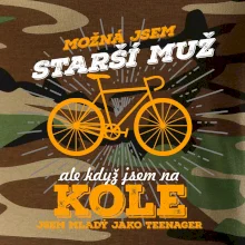 Starší muž - cyklista silniční kolo