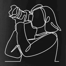 Fotografka stojící jedním tahem