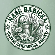 Naše babička hlavní zahradnice rodiny vintage konev