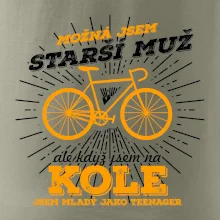 Starší muž - cyklista silniční kolo Starší muž - cyklista silniční kolo