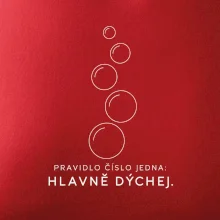 Hlavně dýchej pět stoupajících potápěčských bublin
