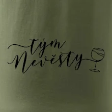 Tým nevěsty červené víno