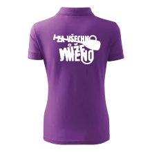 Za všechno může háček - vlastní jméno na zádech