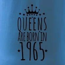 Queens are born in 1965