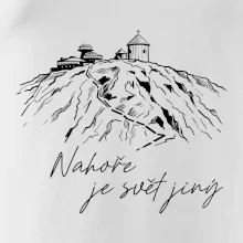 Sněžka Nahoře je svět jiný