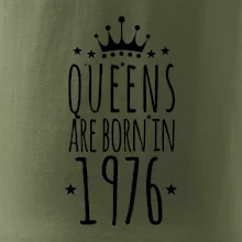 Queens are born in 1976