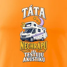 Táta nechrápu testuju akustiku rodinná alkovna