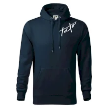 Kočičí táta se jmény na rukávu