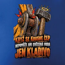Zaseknutý čep bagru vyřeší kladivo