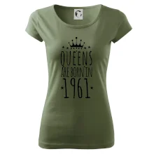 Queens are born in 1961