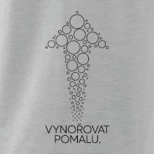 Vynořovat pomalu šipka vzhůru vytvořená z potápěčských bublinek