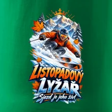 Listopadový lyžař král zasněžených svahů