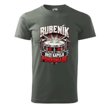 Bubeník drží kapelu pohromadě - červený rockový buben