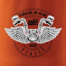 Jezdím tak rychle, aby mi můj anděl strážný stačil