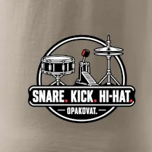 Snare kick hi-hat opakovat - bubenické trio
