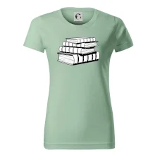 Knihy černobílé na sobě