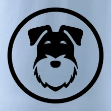 Knírač v kolečku na prsu