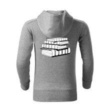 Knihy černobílé na sobě