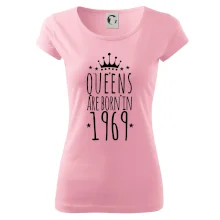 Queens are born in 1969