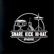 Snare kick hi-hat opakovat - bubenické trio