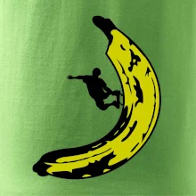Skateboardista na banánu