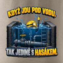 Instalatér pod vodou s hasákem