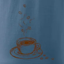 Hrnek plný čerstvé kávy