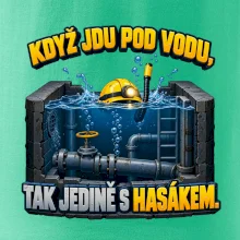 Instalatér pod vodou s hasákem