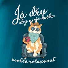 Já dřu, aby moje kočka mohla relaxovat