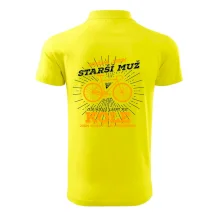 Starší muž - cyklista silniční kolo