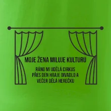 Žena miluje kulturu
