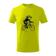 Opice s batohem na kole