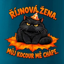 Říjnová žena mrzutý černý kocour na javorovém listu