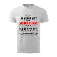 Je těžké být tak neodolatelný - manžel